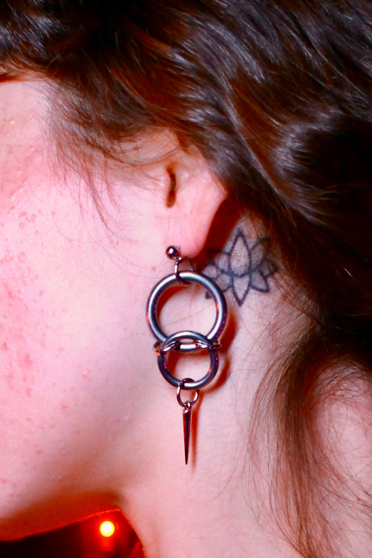 STINGER EARRINGS