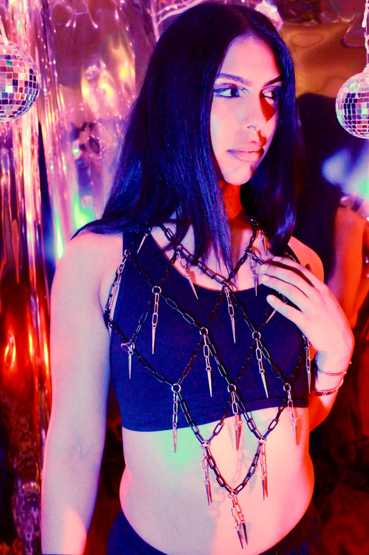 SPIKED INTEREST BODY CHAIN