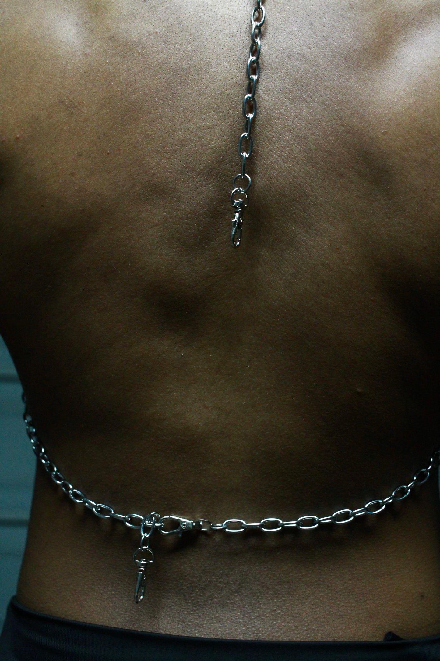 CUMUNION BODY CHAIN