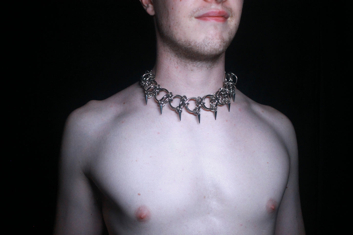 THORNED DEVOTION NECKLACE