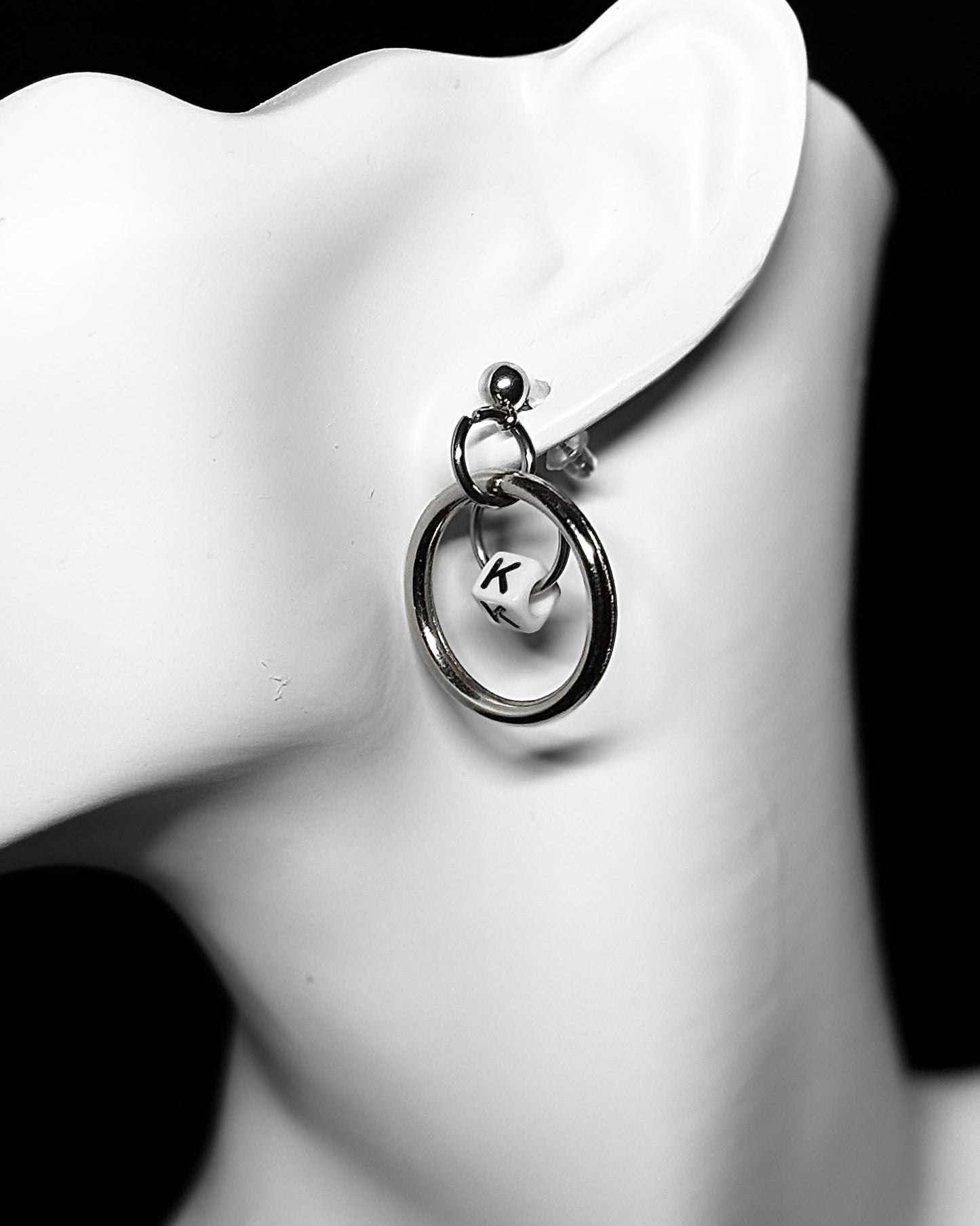 K RING EARRINGS
