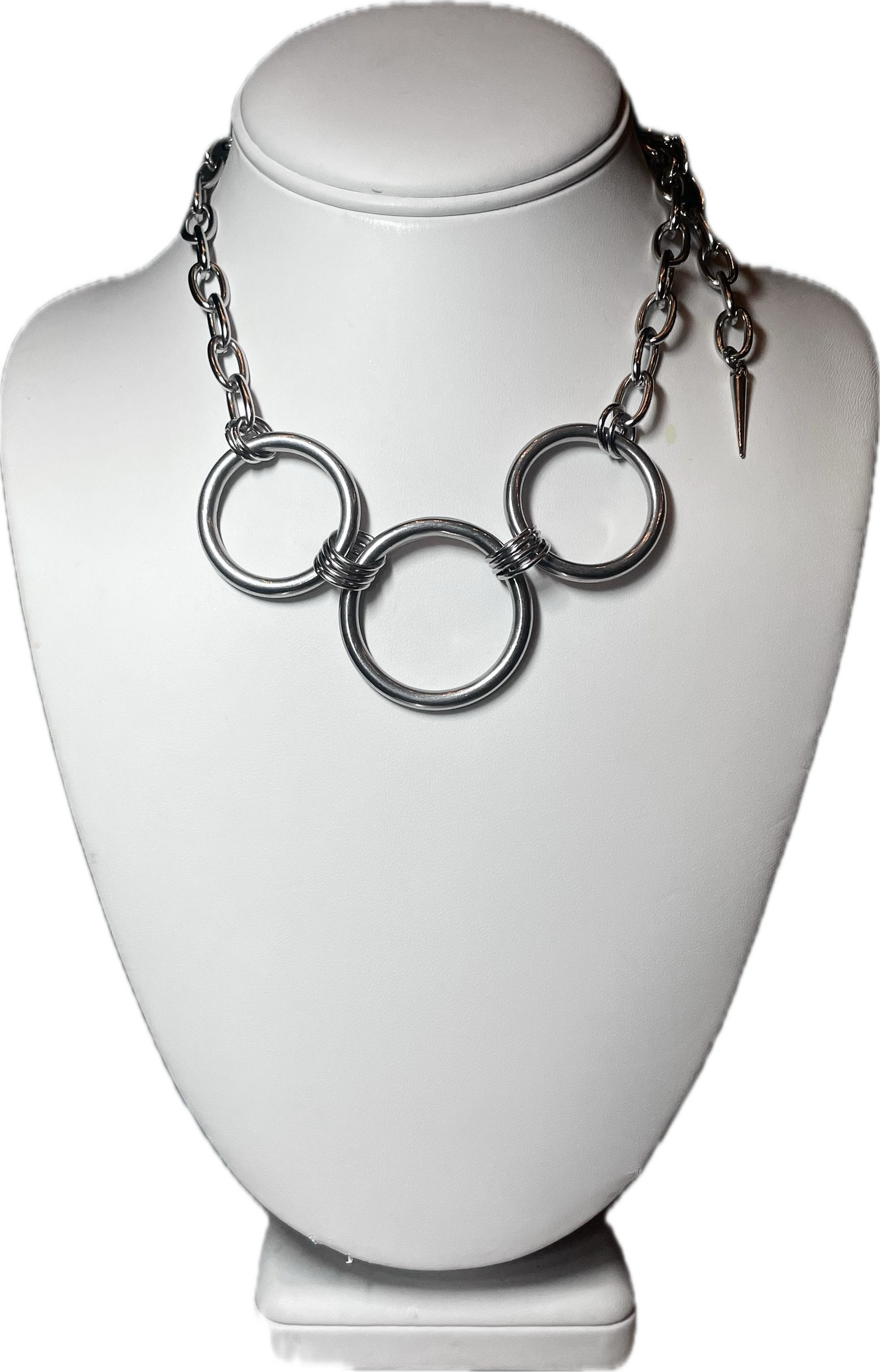 THREESOME NECKLACE