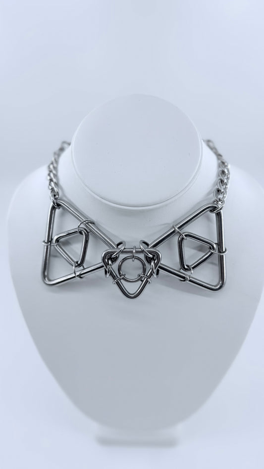 GEOMETRIC BOWTIE