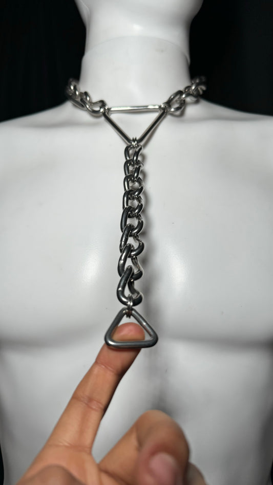 KINK LINK NECKLACE