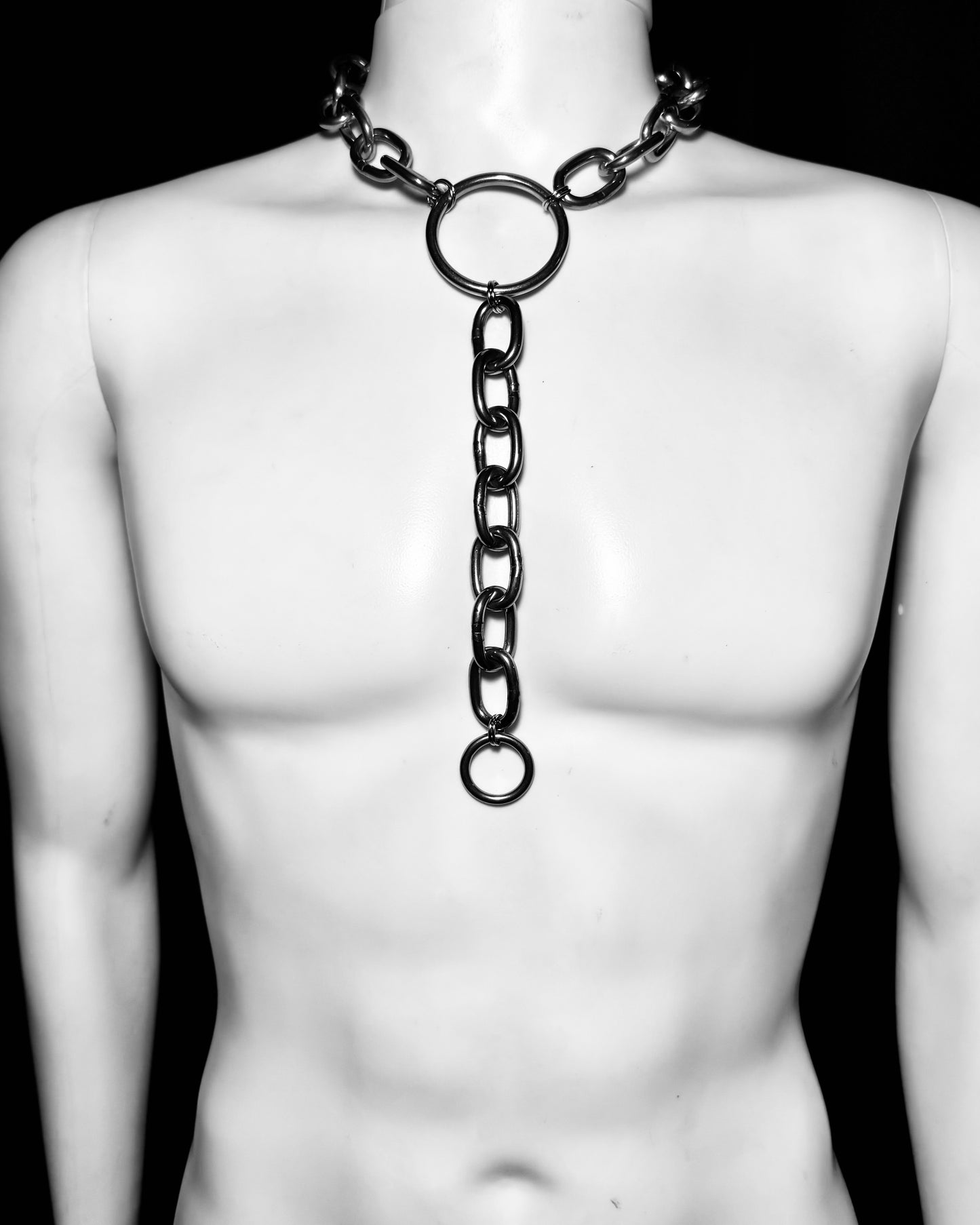 KINK LINK NECKLACE