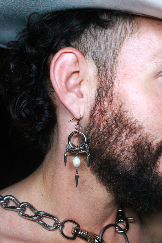 FANG EARRINGS