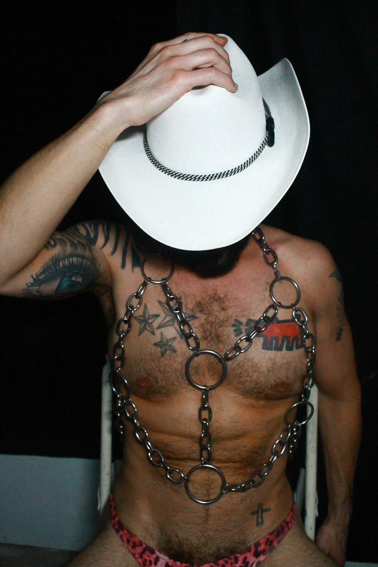 OBEY BODY CHAIN