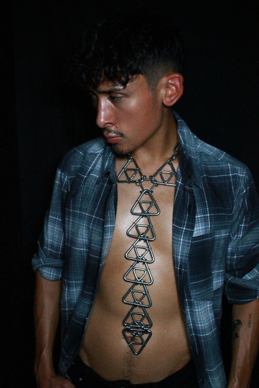 TRIFORCE ME DOWN TIE