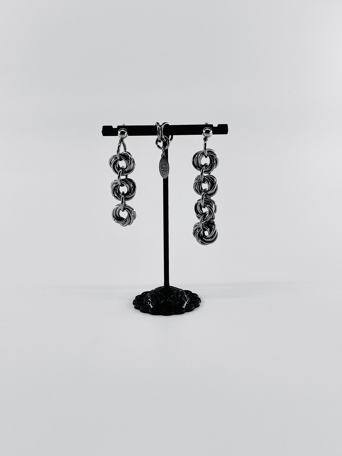 KNOTTY EARRINGS