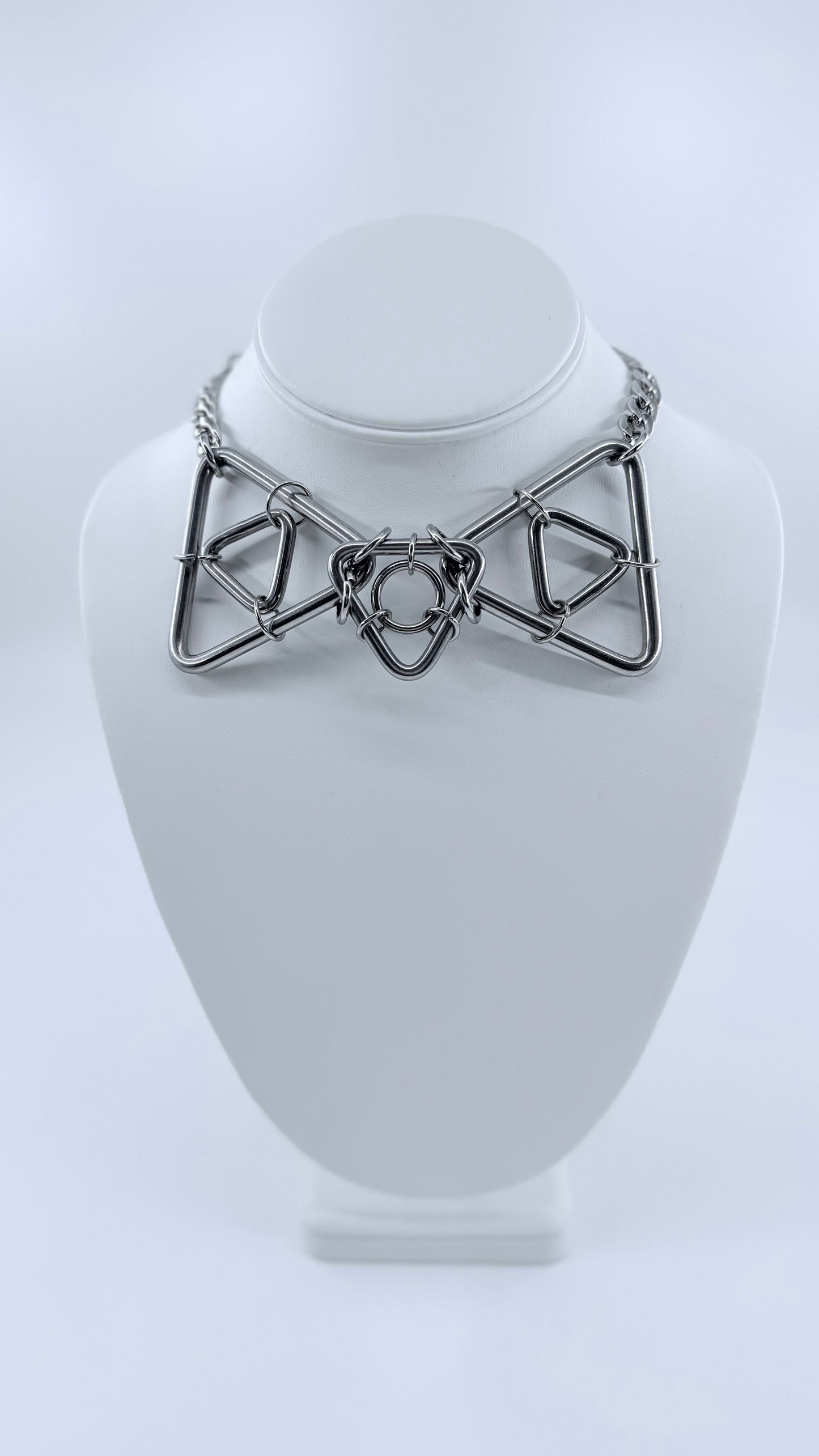 GEOMETRIC BOWTIE