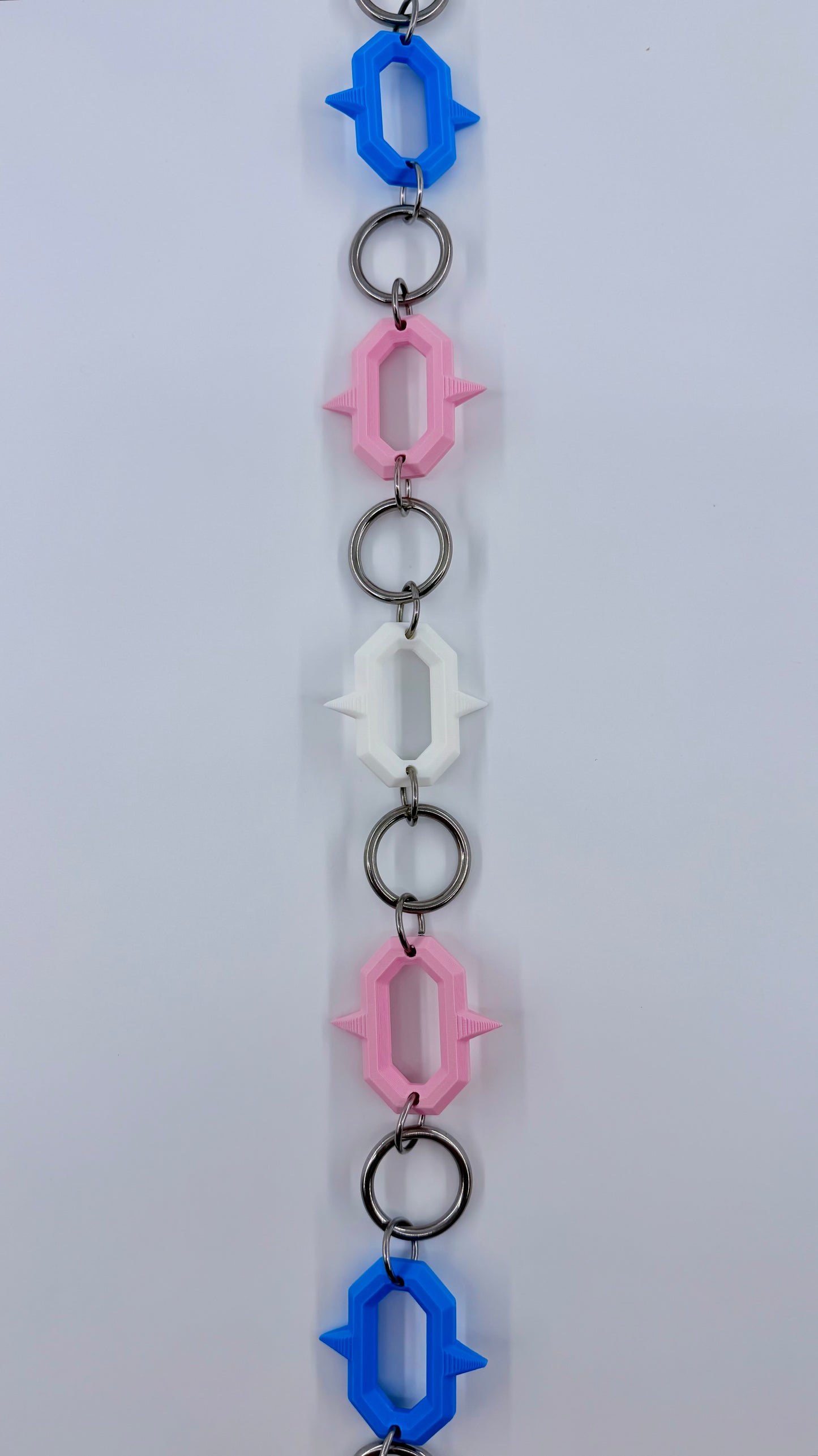 PRIDE SPIKE CHAINS
