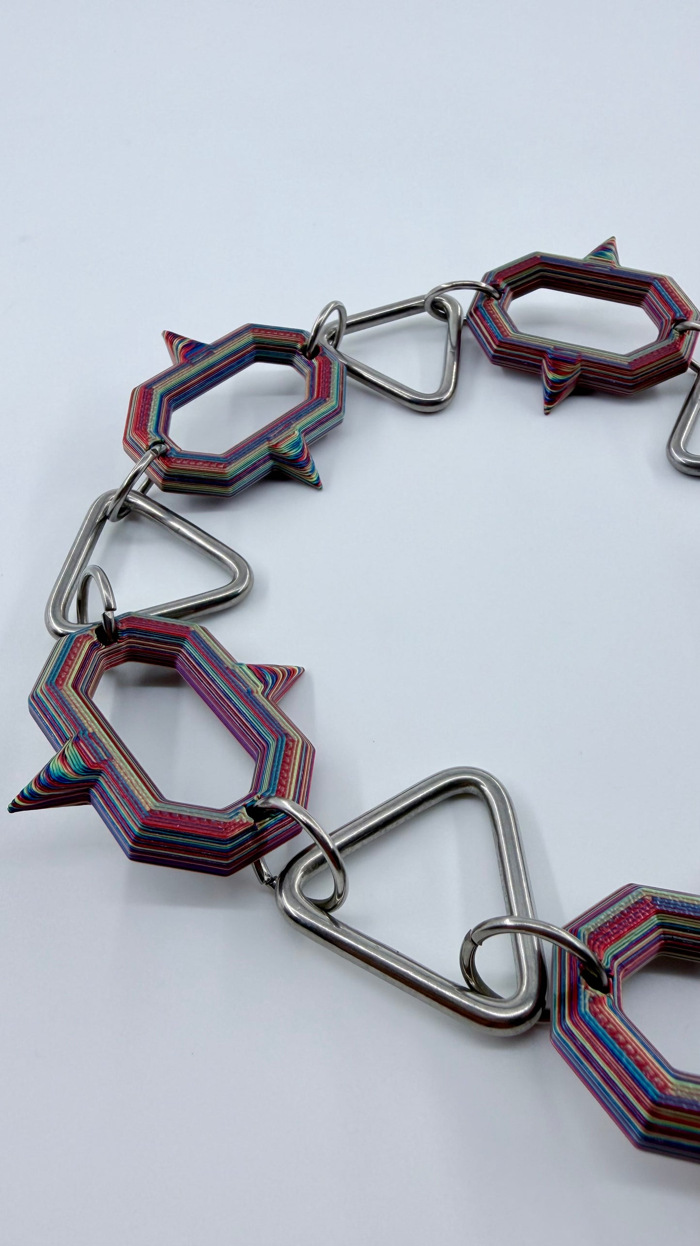 SHINE CORE SPIKE CHAINS
